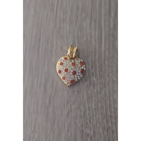 JBK - Jackie Kennedy Heart Rhinestone Pendant - Picture 1 of 5